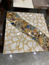 White Quartz with Agate Entryway Table Top Resin Coffee Table with Royal Look