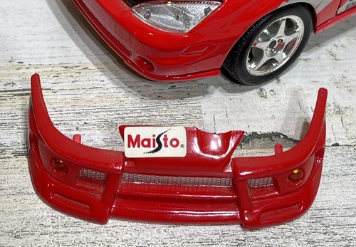 Modelo diecast Maisto Ford Focus SVT 1/24 - Imagen 13 de 13