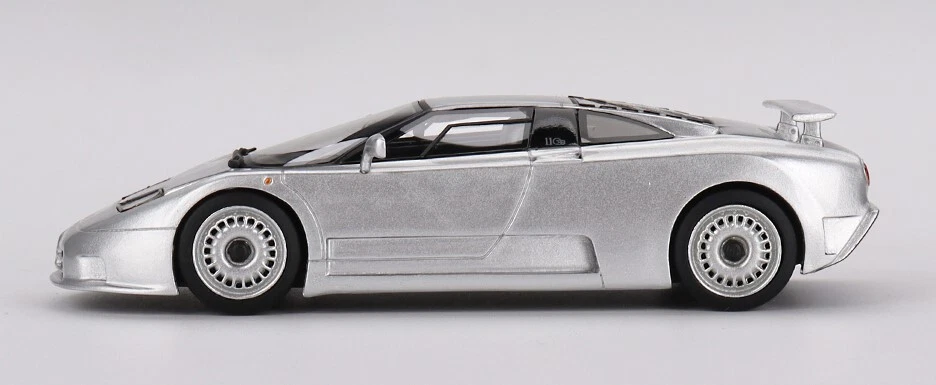 TSM Model 1:43 BUGATTI EB110 GT GRIGIO CHIARO - TSM430675 - Immagine 3 di 3