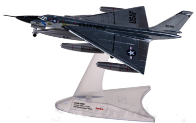 1 200 Herpa Convair B-58 Hustler Supersonic Bomber Diecast Model