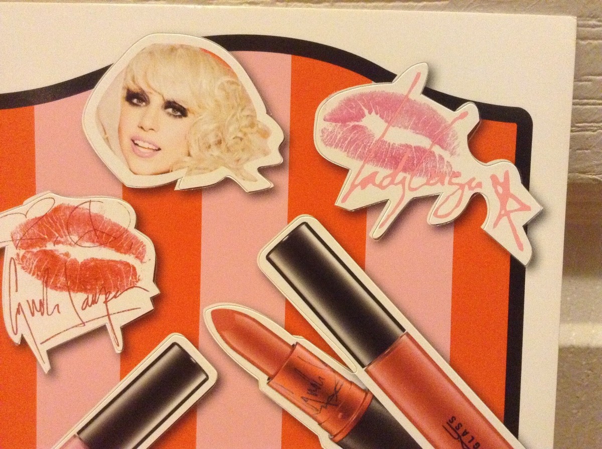 MAC VIVAGLAM リップデザインポーチ シンディ・ローパー Mac