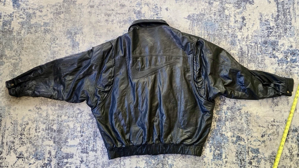 Chaqueta de bombardero de cuero Nike Big Swoosh vintage años 90 de colección - talla XXXL (3XL) Foto 4 de 4