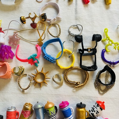 1000+ pezzi ENORME LOTTO LOL OMG sorpresa bambole accessori sorelle animali 22 libbre assortiti! - Foto 17 di 24