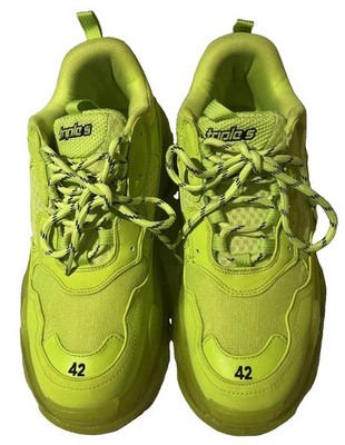 AUTHENTIC Balenciaga Triple S size 9 ~ 42 Neon Green Shoes ~ Barely Worn 