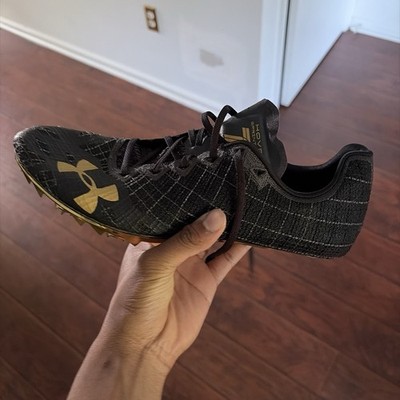 Under Armour Hovr Sprint Pro 3 Black Gold Track Running Spikes Athletic Shoes