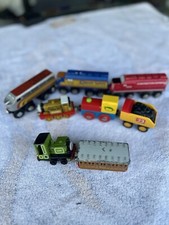 Magnetic Train Lot Of 8