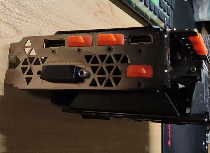 GIGABYTE GeForce GTX 1080 Ti 11GB GDDR5X Graphics Card (GVN108T AORUS 11GD) - Image 4 of 4