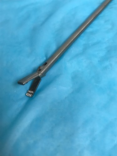 Jarit 625-113 5mm X 32cm Roto-Lok Atrau-Allis Grasping Forcep. #12623 - Picture 4 of 7