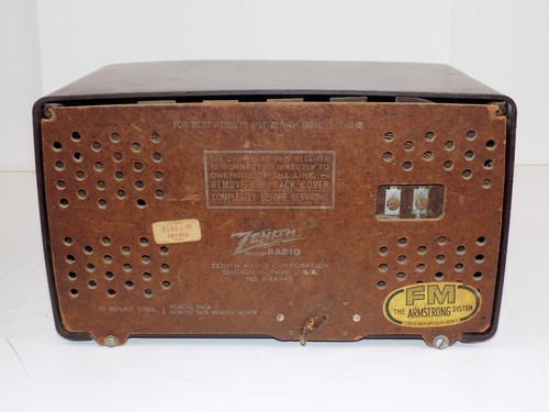ZENITH AM/FM Triumph Bakelite Tabletop Radio 1950's MCM 7H822Z - For Parts - Picture 11 of 20