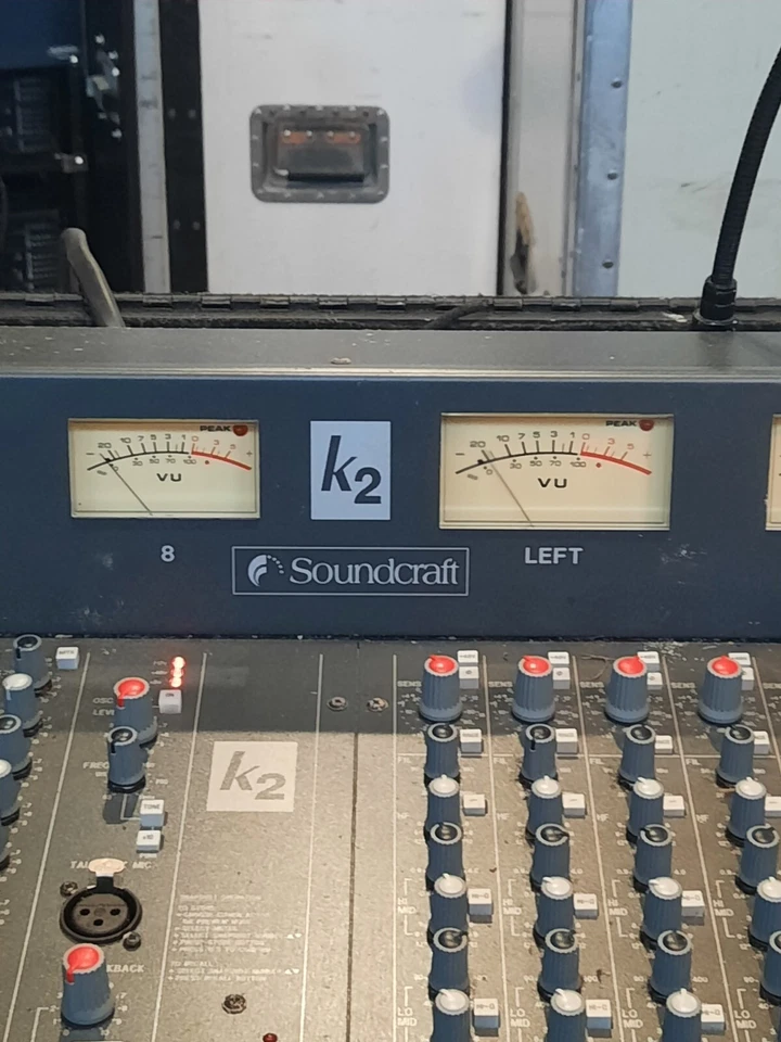 SOUNDCRAFT K2-32 模拟 混音器 — 第 2/3 张图片