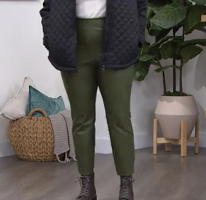 Living in hotsell yellow leggings