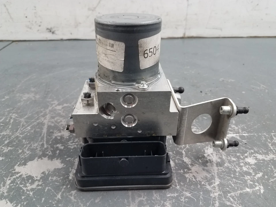 2021 McLaren 765LT ABS 制动泵模块 #5597 E6 — 第 4/4 张图片