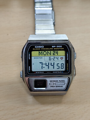 【美品】古いカシオ 血圧計 CASIO BP-300 希少品】CASIO 血圧ウォッチャー BP-300