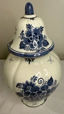 Blauw Delft Holland, Distel Large Lidded Ginger Jar, Vase. hand painted