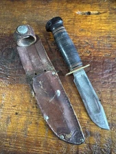 Vintage Marbles 4” Fixed Blade Knife With Bakelite Pommel And Sheath. 