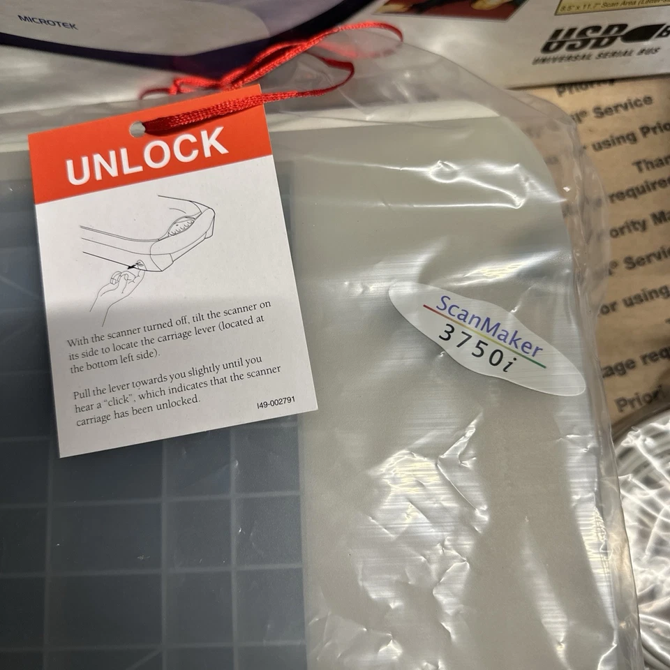 Vintage Microtek ScanMaker 3750i in box w/ extras  - Image 2 of 4