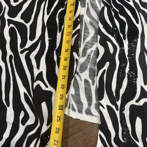 Chico's Women's Animal Print Poncho Wrap Kimono Sequin NWT - Picture 4 of 6