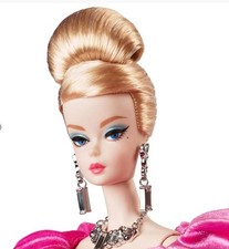 Barbie Signature Barbie Fashion Model Collection Doll 2 New with Shipper box