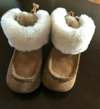 UGG Australia childrens 2 years chestnut lace up faux fur cuff boots