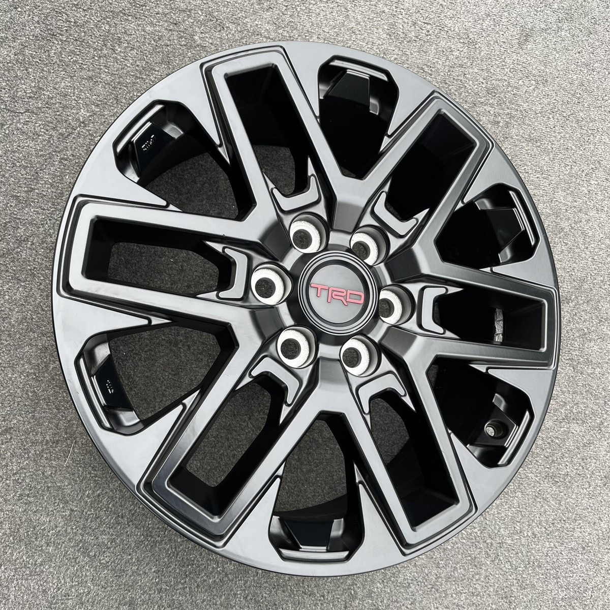 SINGLE 20 INCH WHEEL/RIM TOYOTA SEQUOIA, TUNDRA TRD 2022 -2023 OEM