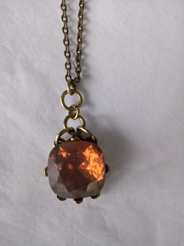 NWOT's Bronze necklace w/ 1 inch topaz colored stone. See photos - Picture 6 of 6