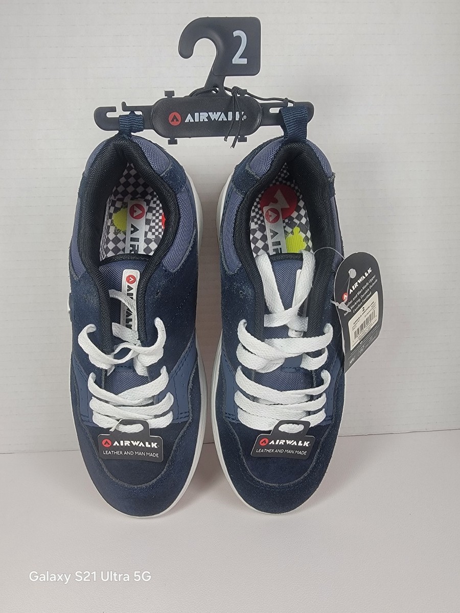 Airwalk Youth Sneakers Size 2– Navy Blue – Leather & Man  display picture 3