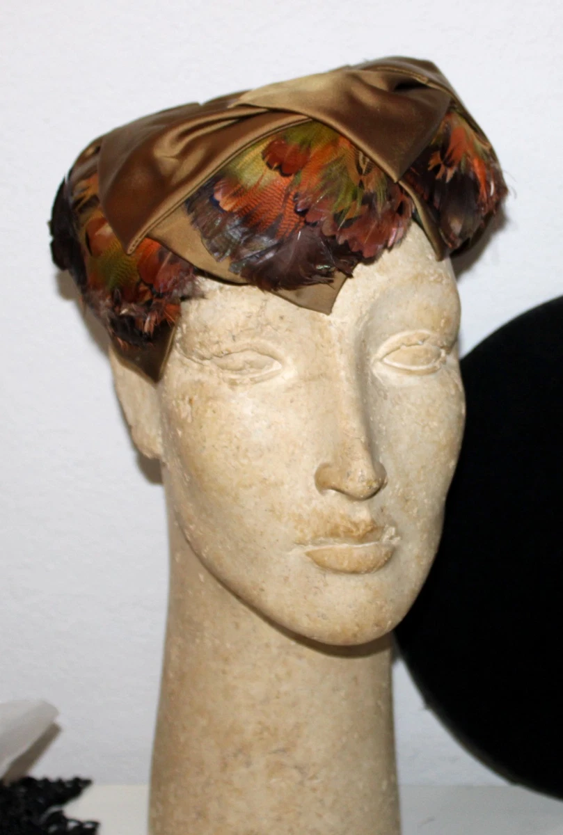 Feather Pillbox Multi-Color Vintage Hats for Women for sale  display picture 1