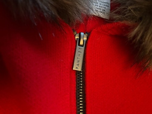 NWT 100% Cashmere Red Full Zip Removable Faux Fur Hoodie Poncho Cape Capelet - Picture 10 of 15