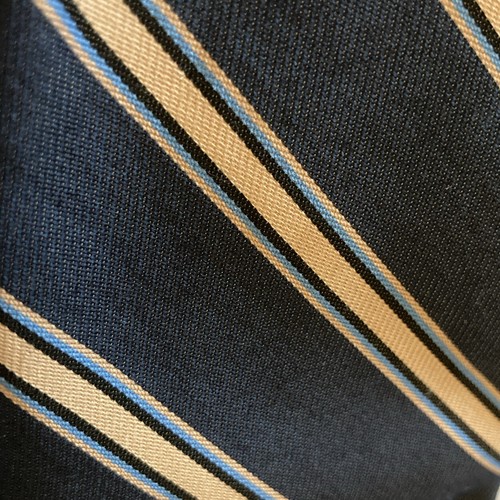VINTAGE Giorgio Armani Men's Navy Khaki Blue Diagnal Stripes Neck Tie Italian - Picture 4 of 4