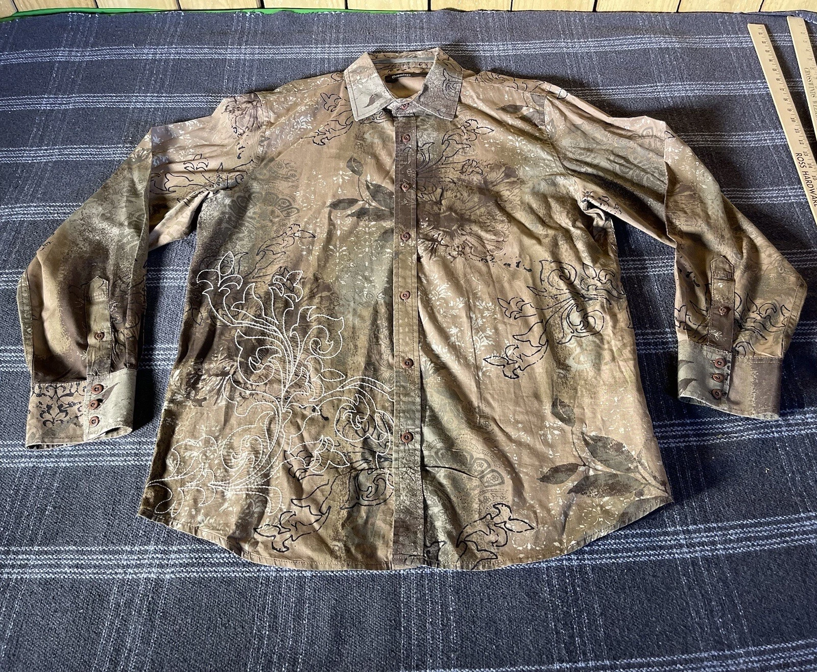 Genealogy Mens Size XL Brown Rustic Embroidered Floral Long Sleeve Shirt