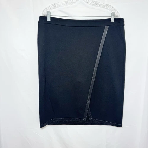 Chico’s Ponte Pencil Skirt 2.5 (14 L) Black Faux Leather Trim Side Slit Stretch
