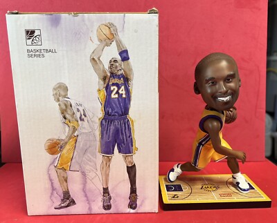 24 NBA LA Lakers Kobe Bryant Bobble Head Guardian Action