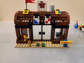LEGO SpongeBob Squarepants Set 3833 Krusty Krab  Adventures