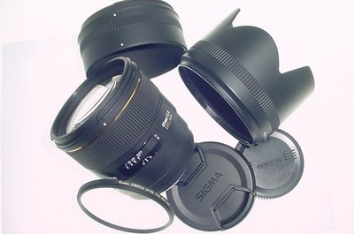 Sigma 85mm F/1.4 DG HSM EX Portrait Objektiv für Canon EF Mount - neuwertig