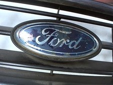 Calandre Ford MONDEO