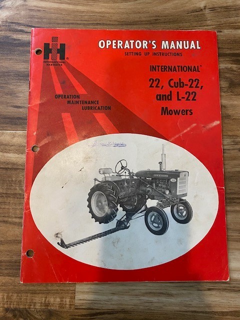 INTER HARVEST CO–1972 OPERATOR’S MANUAL-INTER 22, CUB-22 AND L-22 MOWERS-ORIG GD