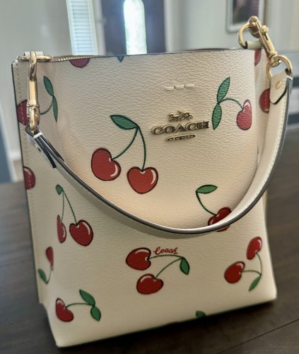 herlipto CherryBucketBag herlipto Cherry Bucket Bag Dark Brown