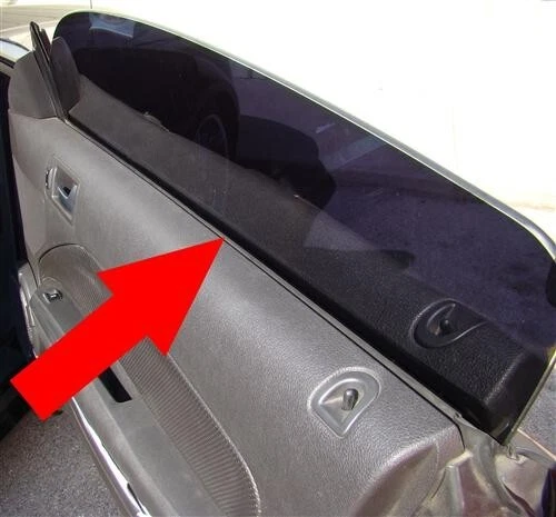 Cinturón de puerta interior Ford Mustang 2005-2009 bandas meteorológicas diestro + diestro calle fuera de la ley ¡venta! Foto 3 de 4