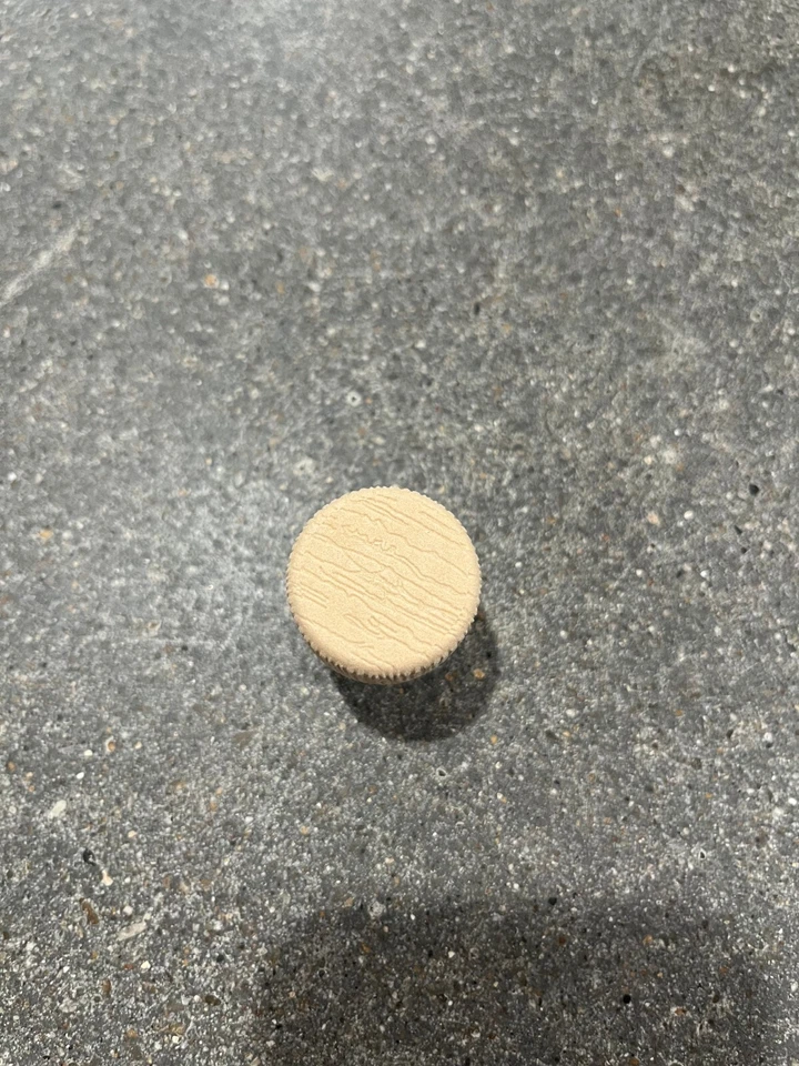 100 Tapi Beige Madera Sintética Grano Monobloque 29x13mm Superior, 19.5mm Ancho Vástago Foto 4 de 4