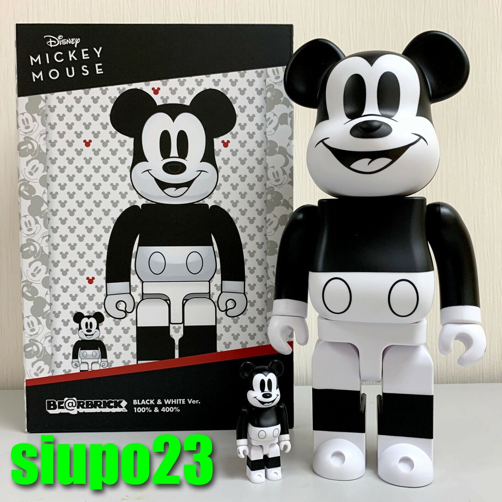 Medicom 400% + 100% Bearbrick ~ Mickey Mouse 2020 Black &