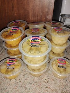 (23) Diced Peaches, Diced Pears,Fruit Mix! 4.5 oz per cup! 08-11/26