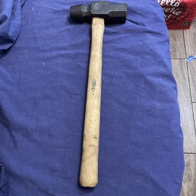 Vintage Schmiedehammer mit langem Stiel