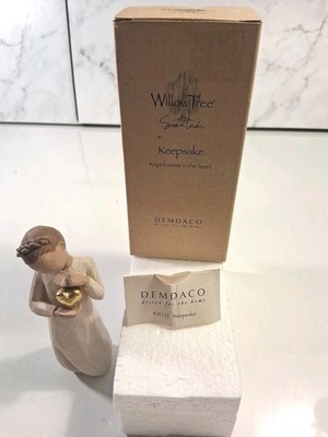 NIB 2004 Willow Tree Figurine ''Keepsake'' Girl w/Gold Heart DEMDACO Susan Lordi