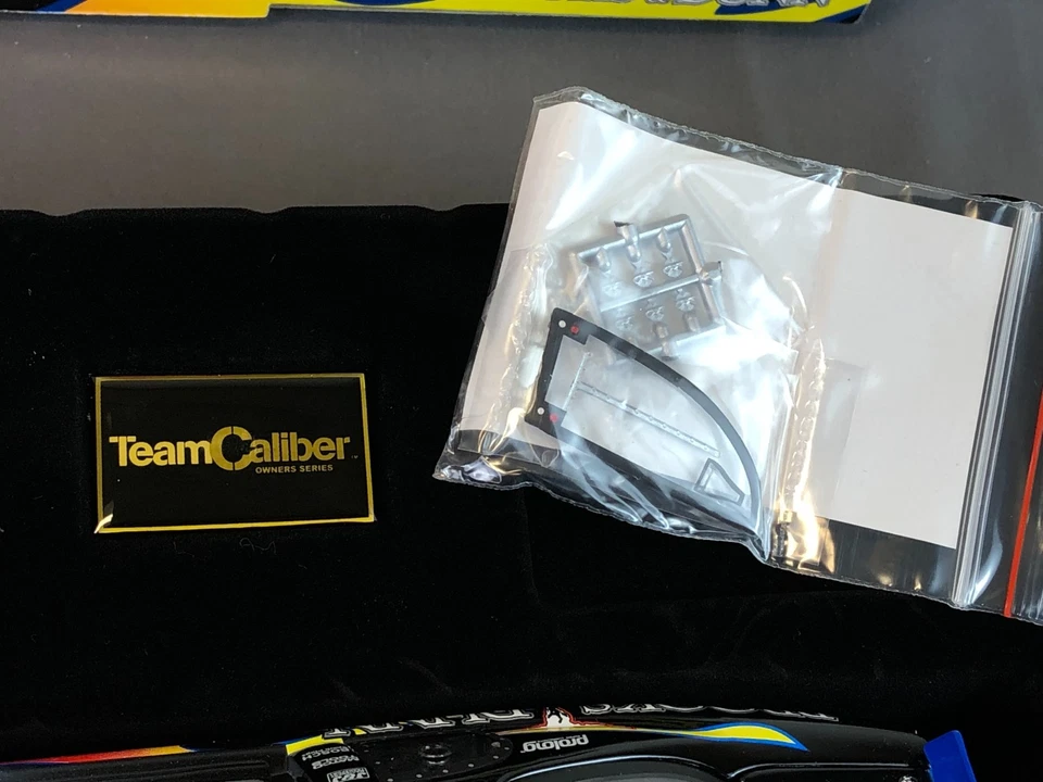 Equipo Calibre 1:24 Diecast STERLING MARLIN 2000 COORS BROOKS DUNN Monte Carlo Foto 4 de 4