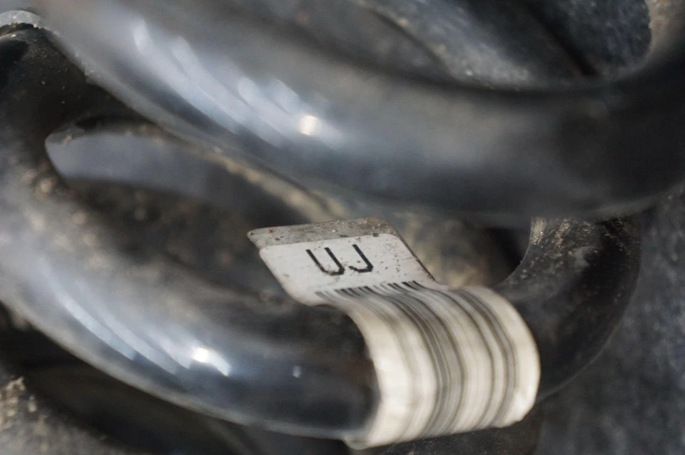 Set 2 Rear Left Right Coil Spring OEM 33538845029 Bmw M3 Competition G80 21-24 — 第 2/4 张图片