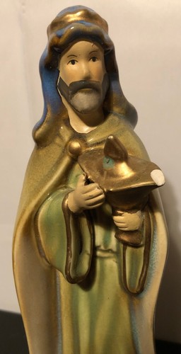 Vintage Porcelain Nativity Items/Set Figurines/Mary/Joseph/Baby Jesus/Wiseman - Picture 2 of 3