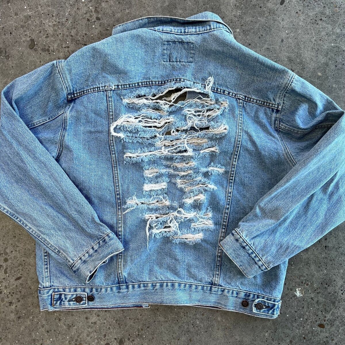 Vintage Y2K Levi Strauss Distressed Ripped Denim Jean Jacket Vintage Y2K Levi Strauss Distressed Ripped Denim Jean Jacket