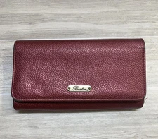 Buxton Tri Fold Pebbled Envelope Wallet Red Snap Closure