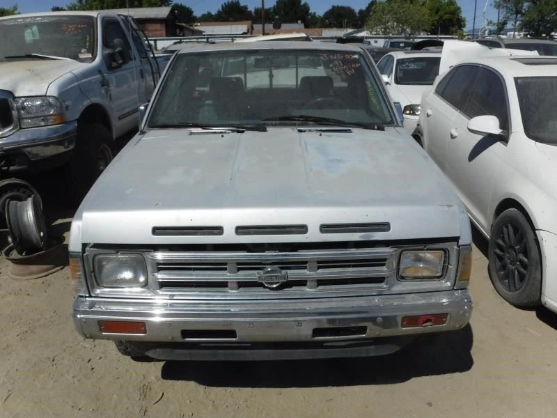 Brake Master Cylinder 4 Cylinder Fits 88-92 NISSAN PICKUP 26012818 Foto 2 de 4