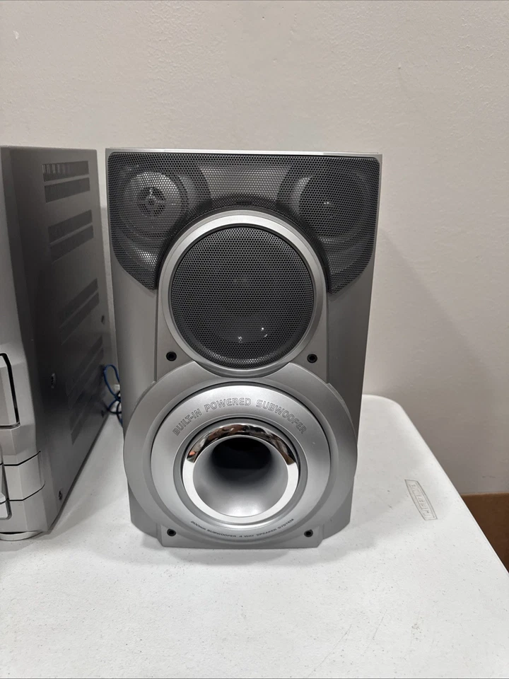 老式Aiwa光盘立体声系统,CX-ND7U,1999,收音机和扬声器 — 第 4/4 张图片